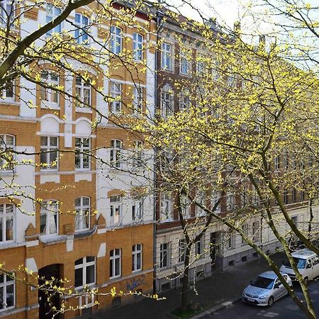 Schoener Wohnen Im Denkmal - Grosszuegig Geschnitten, Kostenfreies Wlan Leipzig Exterior foto